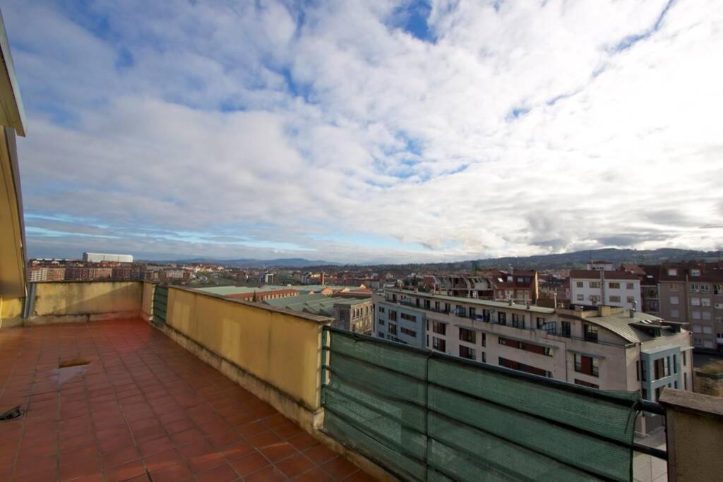 Atico Centro Oviedo 3Hab+Garaje+Terraza+Wifi Apartman Kültér fotó